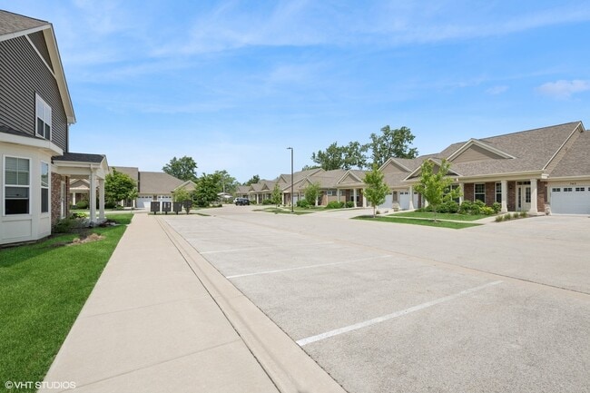 Building Photo - 763 Verandah Dr