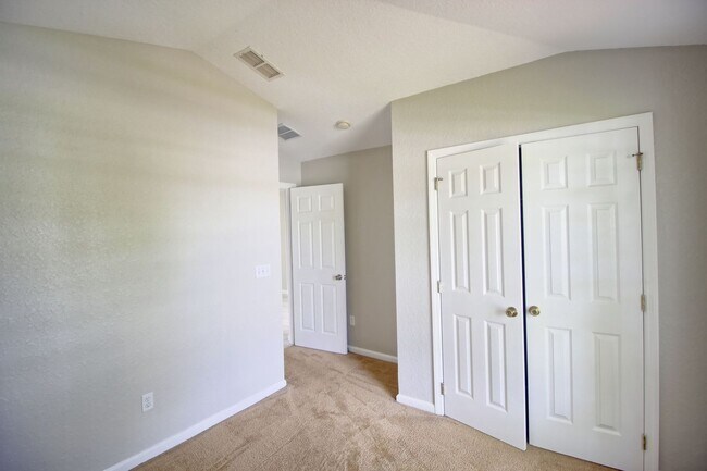 Building Photo - 2924 Conner Ln