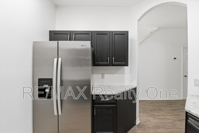 Building Photo - 1705 W Spring Meadow Loop