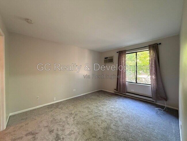 Building Photo - 1319 N Winslowe Dr