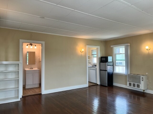 Building Photo - 1466 Cardiff Ave