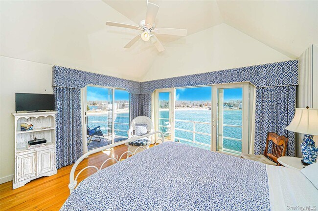 Building Photo - 40 Stirling Cove