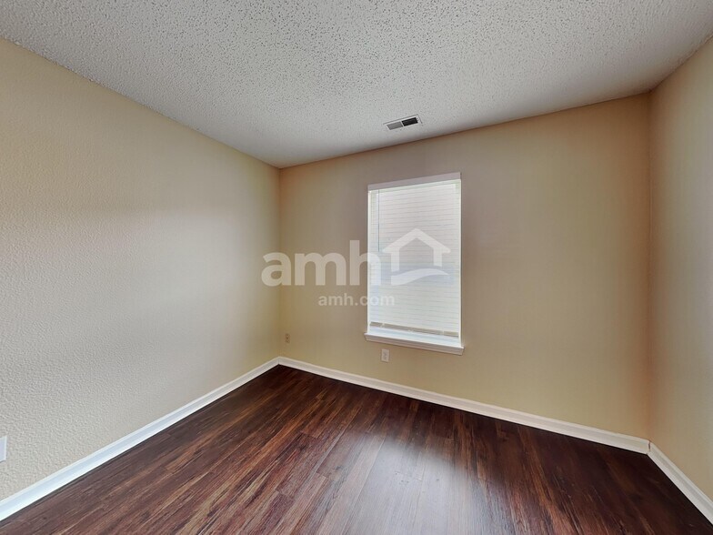 Building Photo - 3742 Laurel Cherry Ln