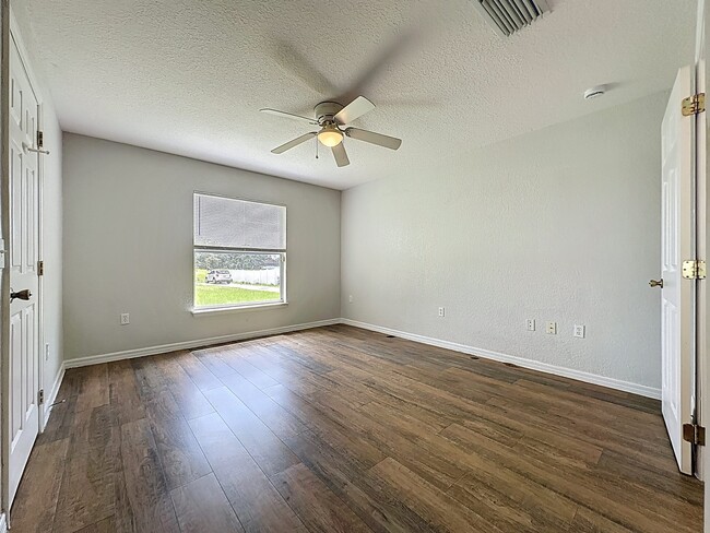 Building Photo - 424 Danube Dr