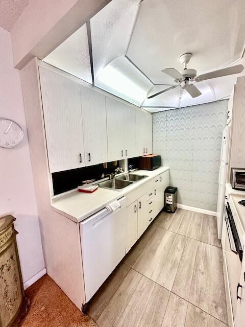 Building Photo - 2067 Cornwall D