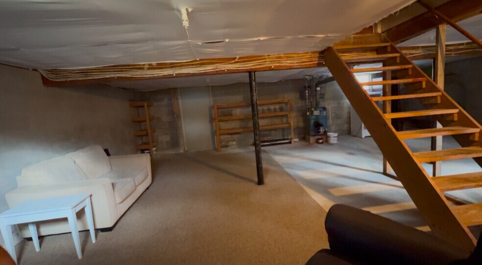 Basement - 5 Romeo Dr