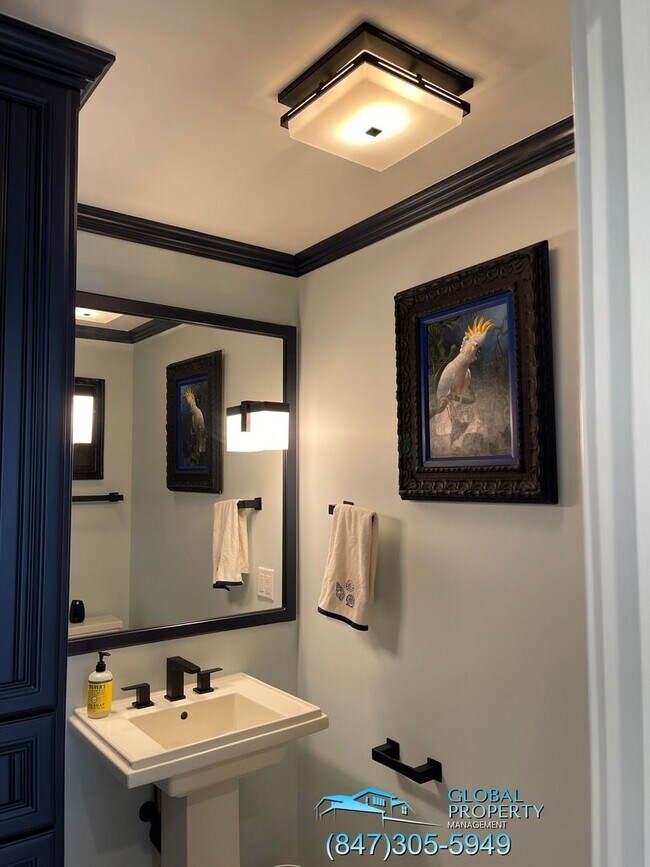 Building Photo - 880 Wading Bird Rd