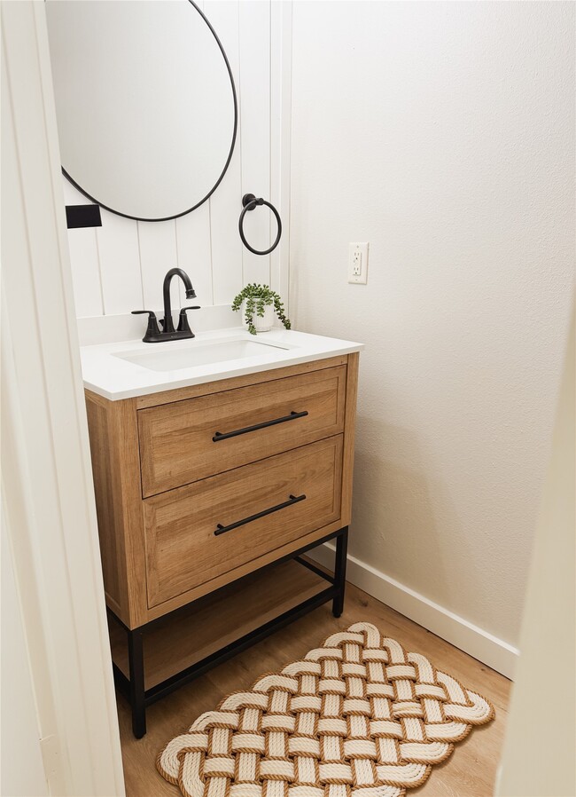 Building Photo - 1799 League Line Rd