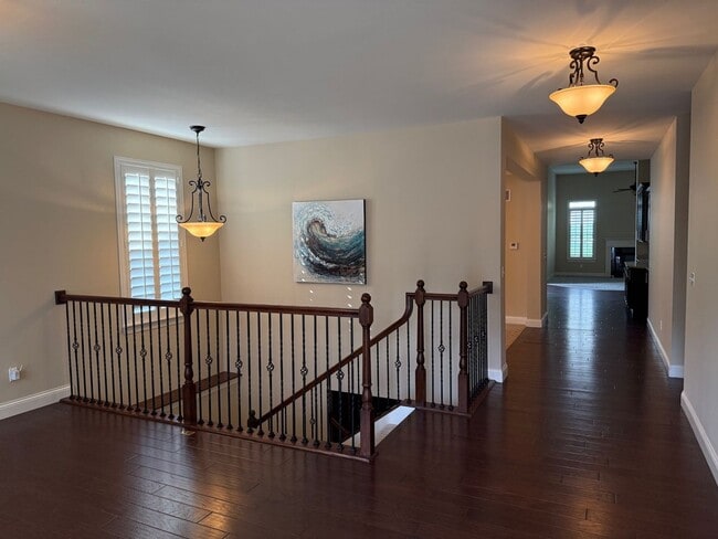 Building Photo - 36 Sag Harbor Ct