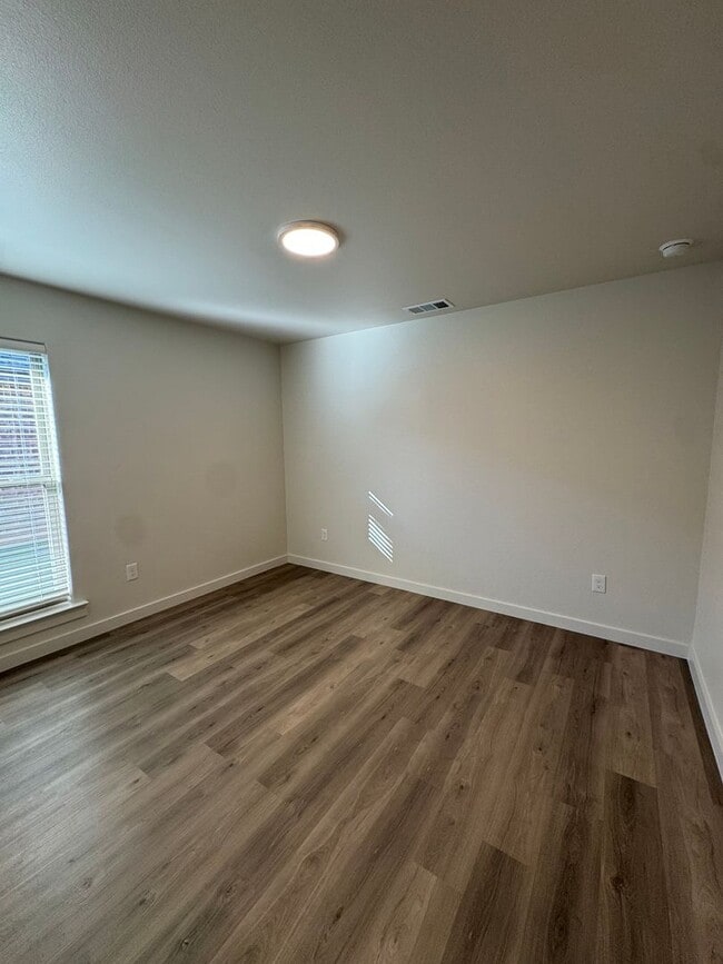 Building Photo - New built in Homestaed 2025 Large 3/2/2