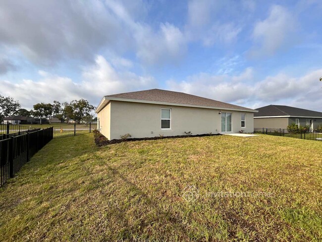 Building Photo - 16236 Alcira Cir