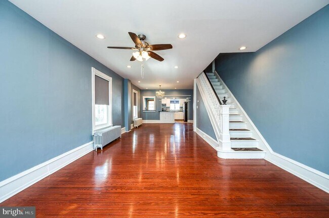 Building Photo - 121 W Arch St