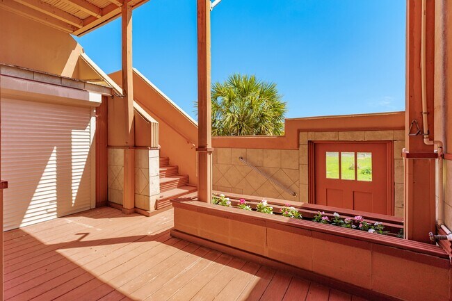 Building Photo - 411 Sailfish