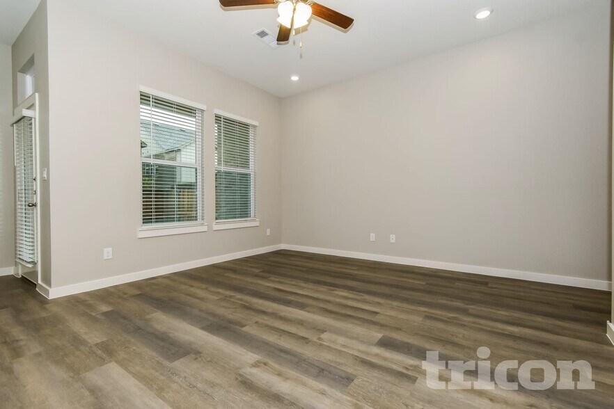 Building Photo - 5412 Sandstone Dr