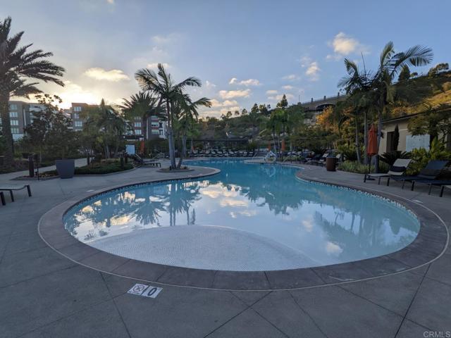 Building Photo - 2950 Via Alta Pl