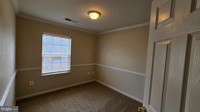 Building Photo - 1110 Farrish Pl
