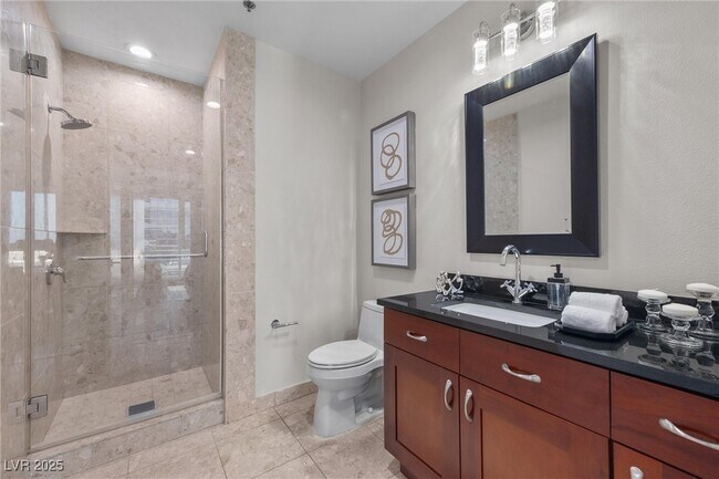 Building Photo - 4525 Dean Martin Dr