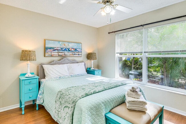 Building Photo - 10444 Copperwood Dr