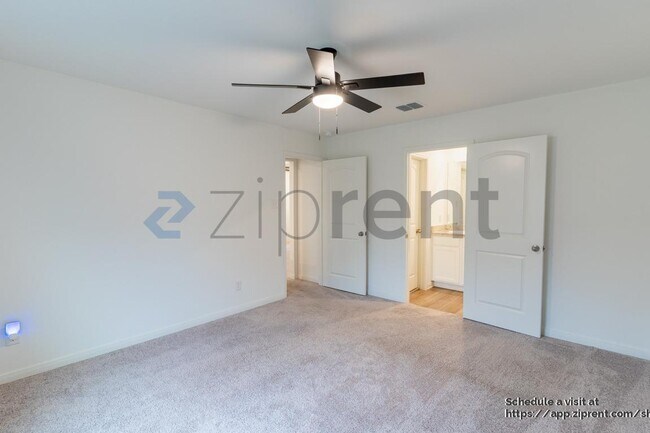 Building Photo - 366 Fairlawn Wy