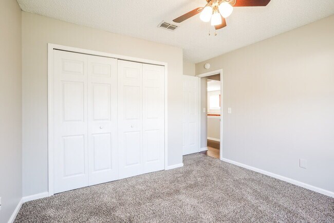 Building Photo - 1821 Sheraton Lakes Cir