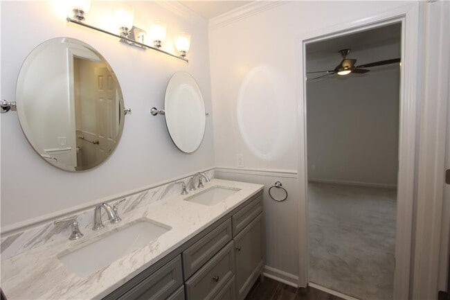 Building Photo - 5577 Clover Rise Ln