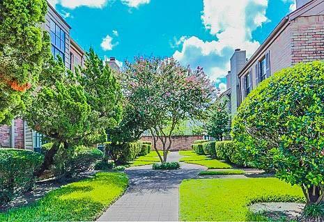 Building Photo - 9901 Sharpcrest St