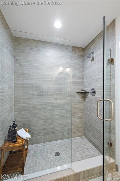 Building Photo - 5931 Stella Dr