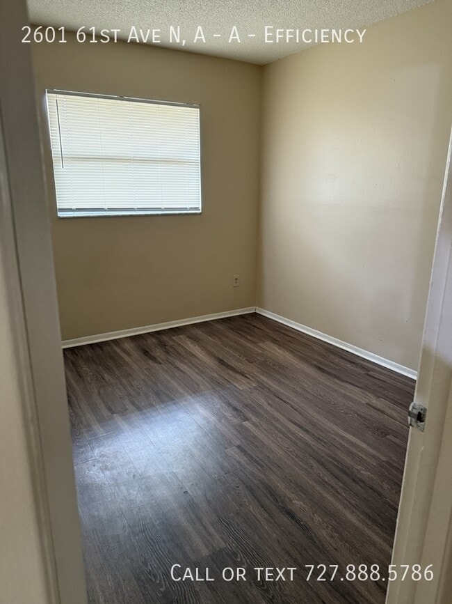 Building Photo - 2601 61st Ave S