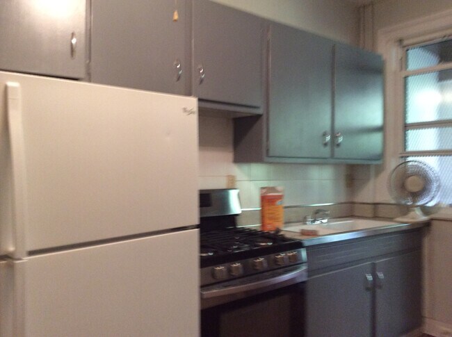 Building Photo - 146 Daniel Low Ter