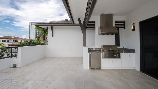 Building Photo - 8436 N W 51st Terrace