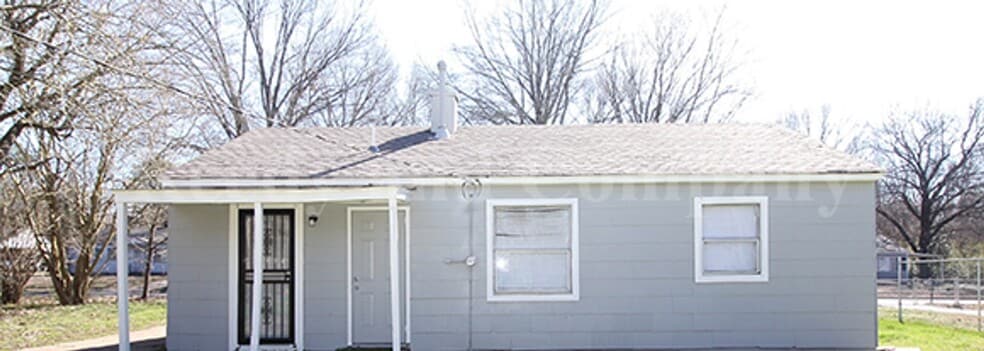 Primary Photo - 1222 Canfield Ave
