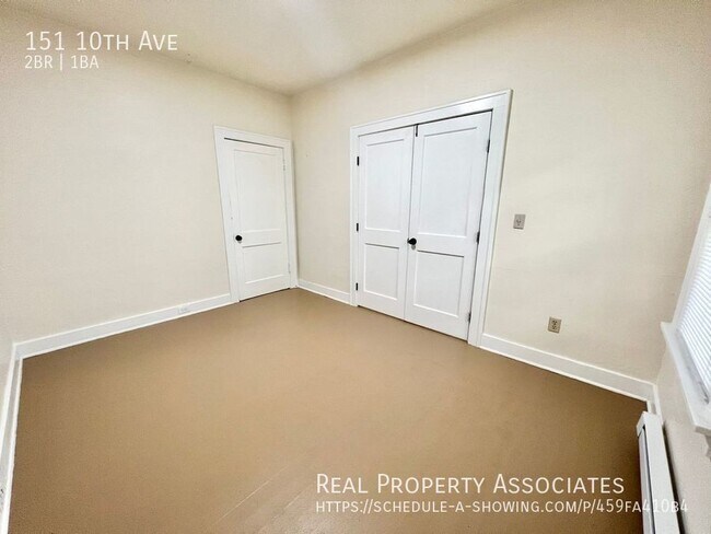 Building Photo - 151 10th Ave