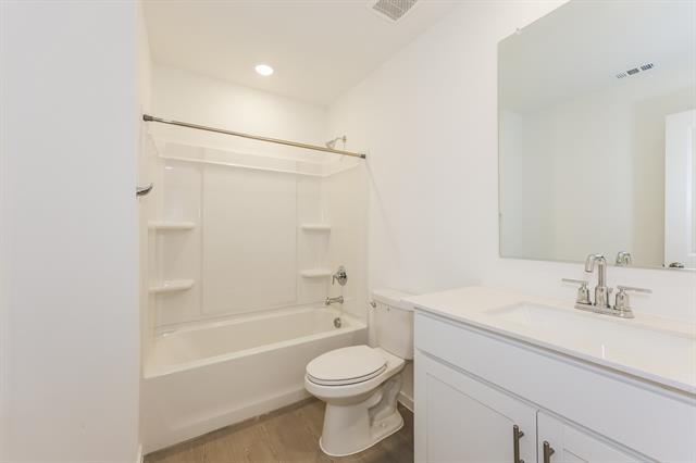 Building Photo - 2741 Ctr Crk Ln