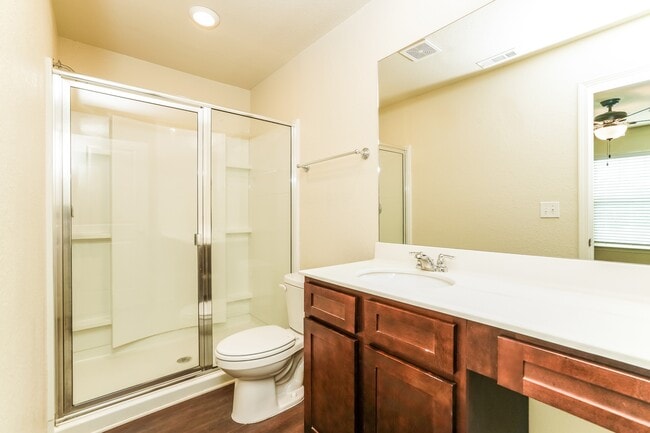 Building Photo - 1212 Highwood Ln