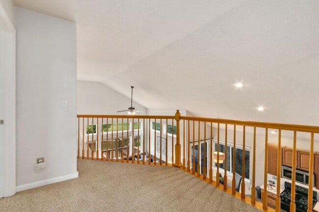 Building Photo - 8100 Lighthouse Ln