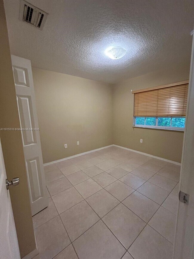 Building Photo - 14070 SW 260th St