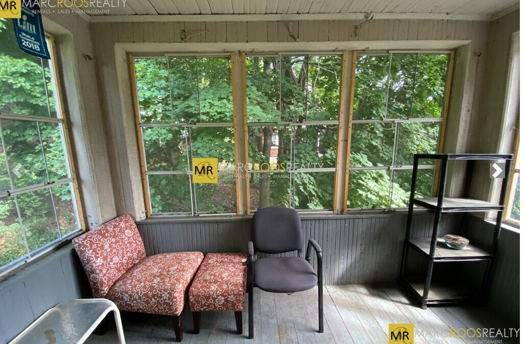 Building Photo - 28 Manet Rd