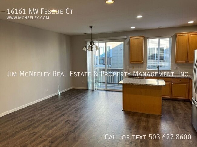 Building Photo - 16161 NW Fescue Ct