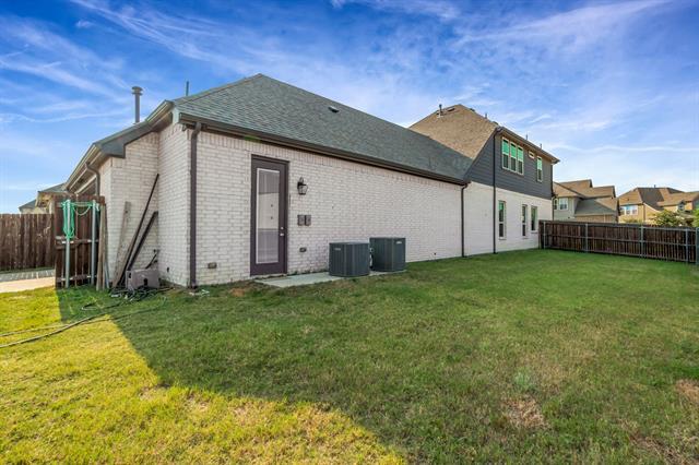 Building Photo - 9312 Sunrise Trail