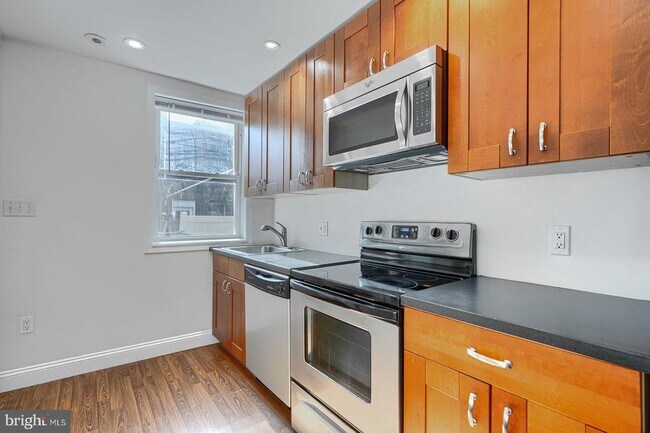 Building Photo - 1026 Patapsco St