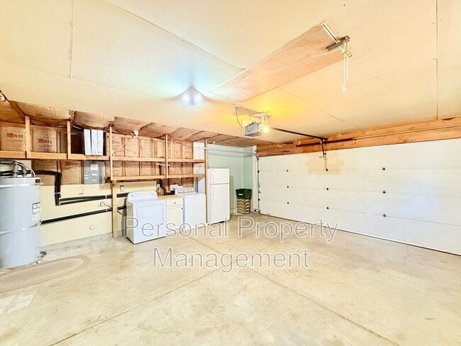 Building Photo - 15802 SE 14th St