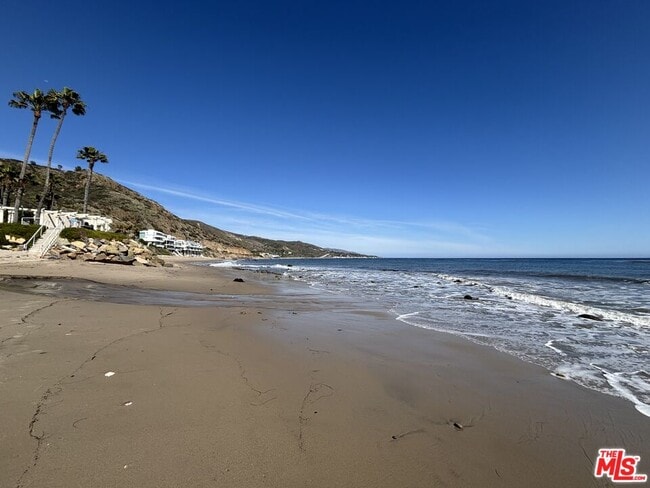 Building Photo - 26636 Latigo Shore Dr