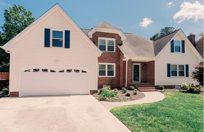 Primary Photo - Gorgeous 4 bed, 3 bath in Great Bridge!