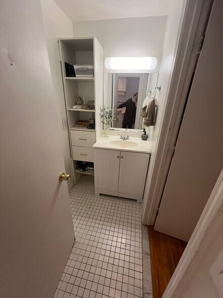 Building Photo - 41 Symphony Rd