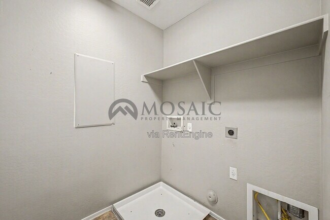 Building Photo - 8047 W Georgetown Way