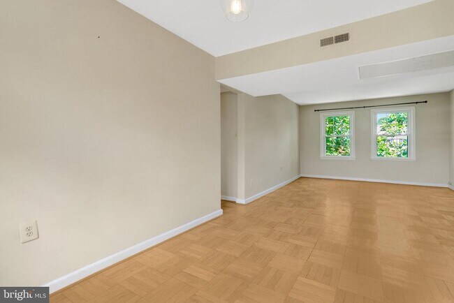 Building Photo - 1107 Belle View Blvd