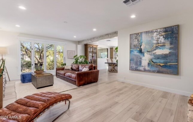 Building Photo - 4343 E Desert Crest Dr