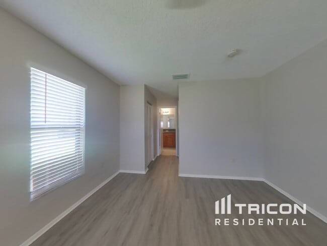 Building Photo - 2273 Seward Cir