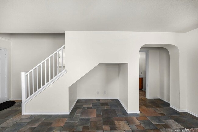 Building Photo - 9711 Diamond Cliff Dr