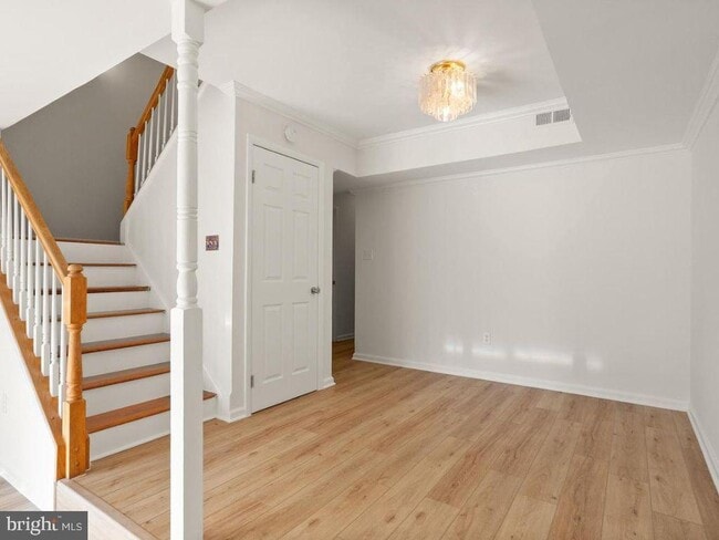 Building Photo - 15278 Cloverdale Rd